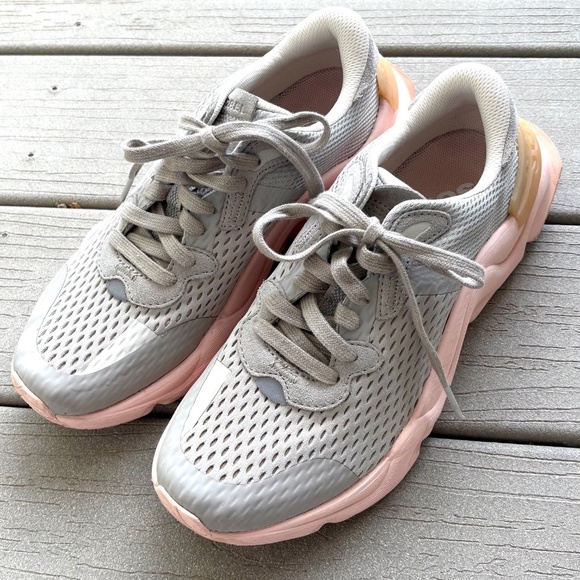 Sorel Kinetic RNEGD Lace Shoe - Dove, Peach Blossom - Women's 9 - Picture 2 of 7